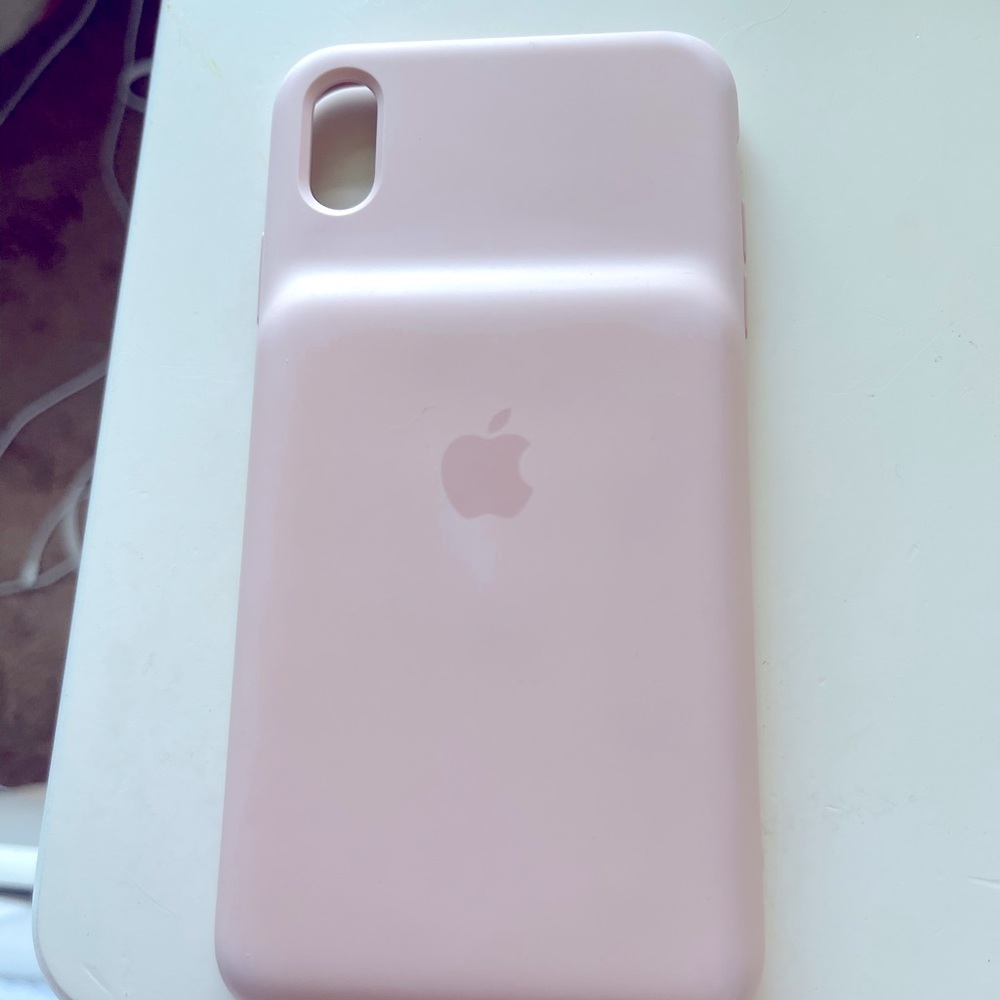 Used iPhone XS Max Charging Case